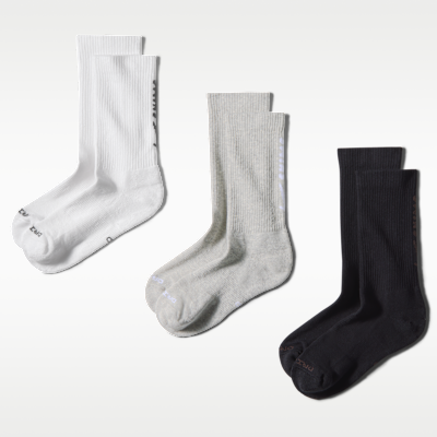 NikeSKIMS Dri-FIT Women's Dri-FIT Crew Socks (3 Pairs). Nike.com